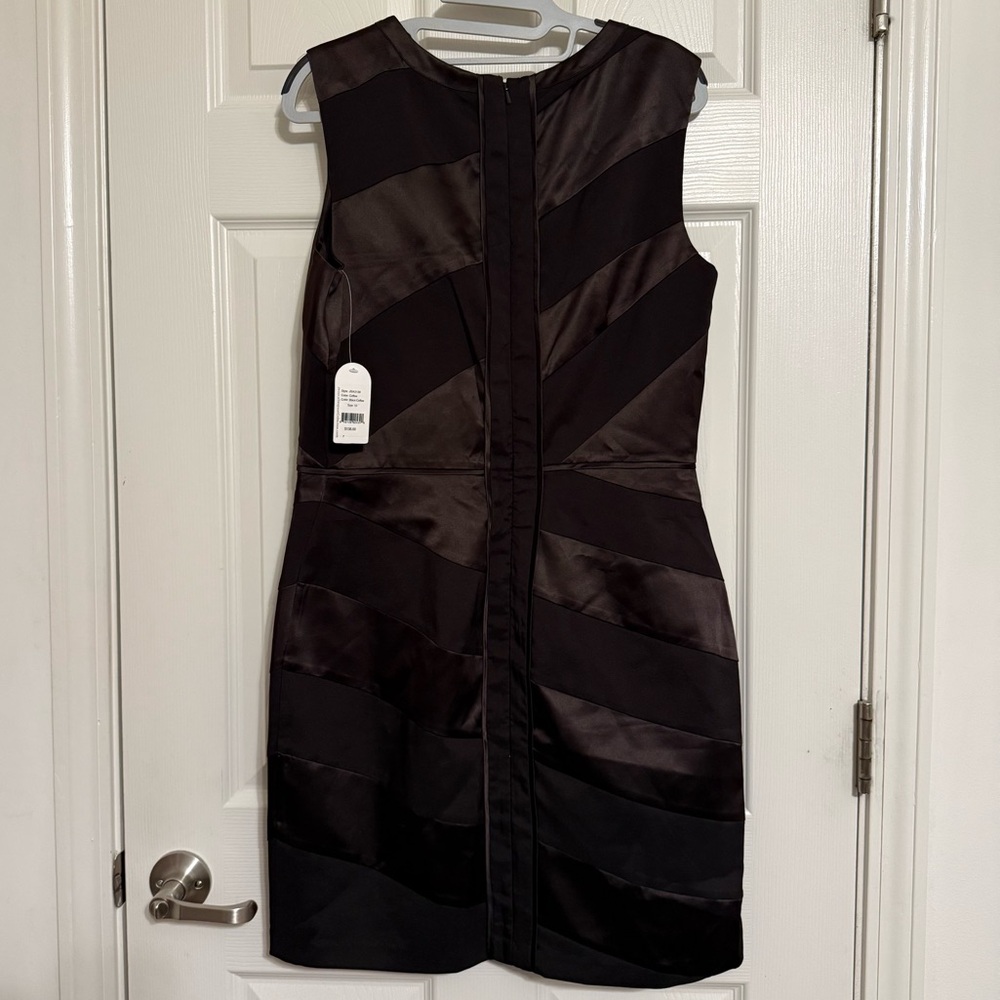 Jessica Simpson Sheath Sleeveless Dress Lined Size 10 Cocoa Business NWT - Picture 2 of 4
